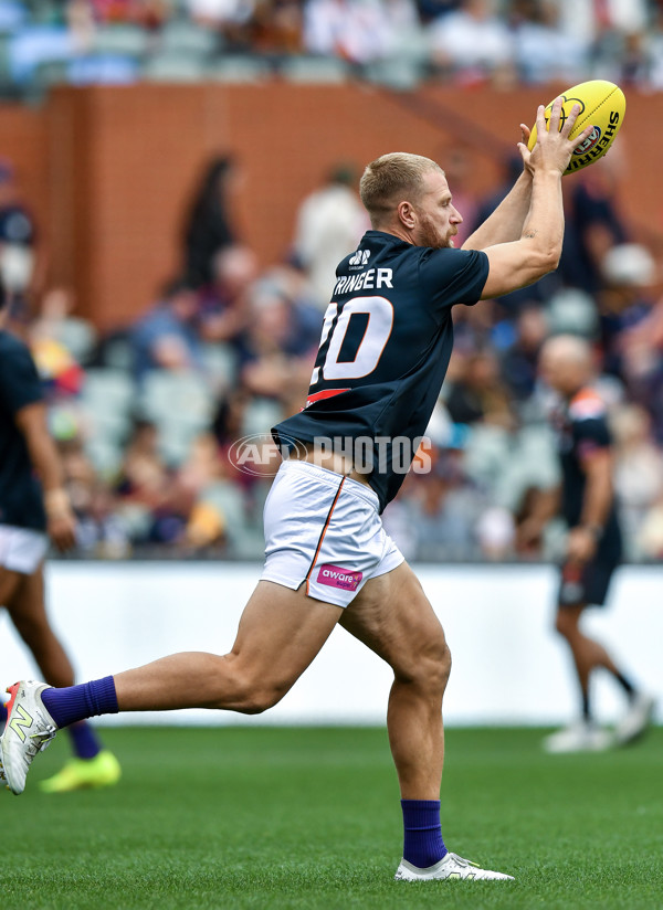 AFL 2025 Round 06 - Adelaide v GWS - A-58779073