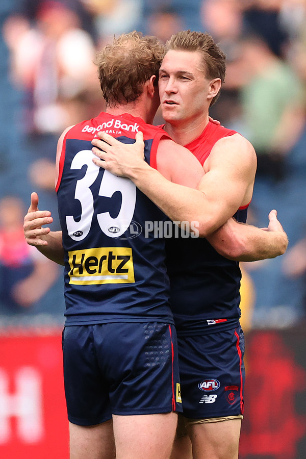 AFL 2025 Round 06 - Melbourne v Fremantle - A-58779102