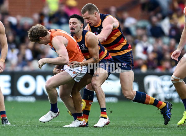 AFL 2025 Round 06 - Adelaide v GWS - A-58780404