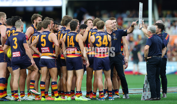 AFL 2025 Round 06 - Adelaide v GWS - A-58780447