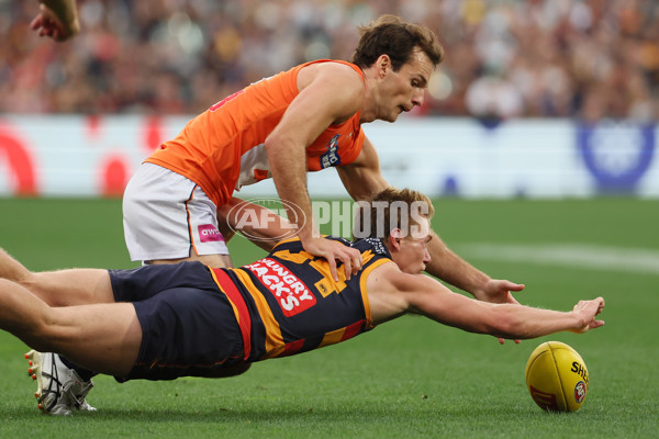 AFL 2025 Round 06 - Adelaide v GWS - A-58780473