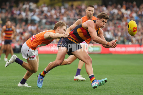 AFL 2025 Round 06 - Adelaide v GWS - A-58781986