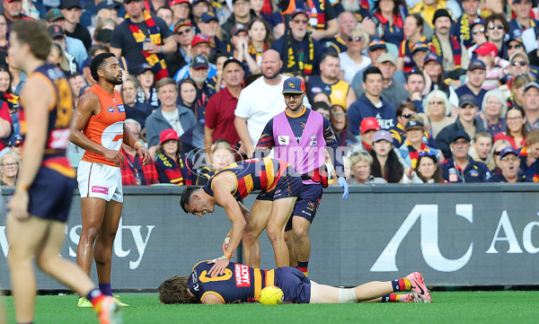 AFL 2025 Round 06 - Adelaide v GWS - A-58783217