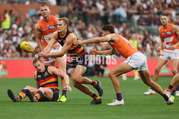AFL 2025 Round 06 - Adelaide v GWS - A-58783227