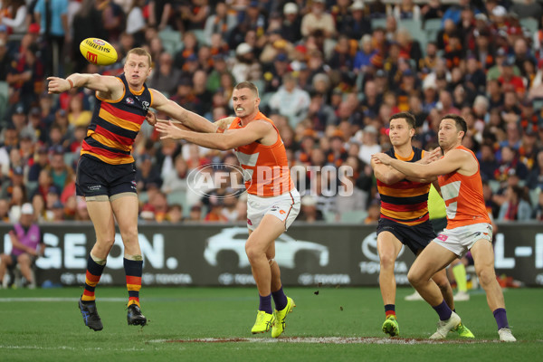 AFL 2025 Round 06 - Adelaide v GWS - A-58783247