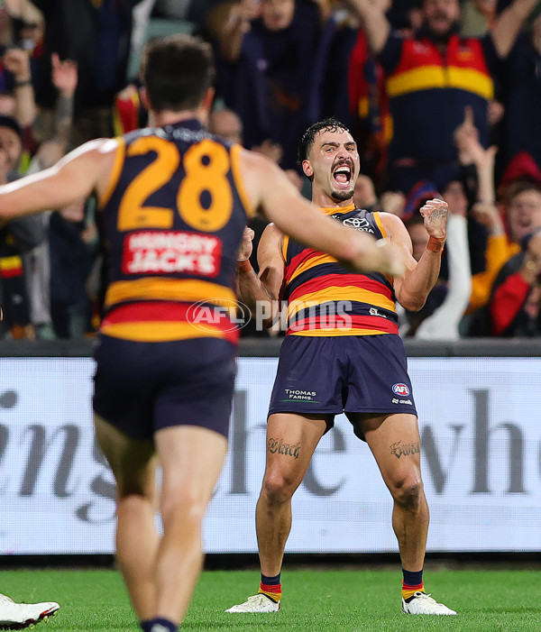 AFL 2025 Round 06 - Adelaide v GWS - A-58786239
