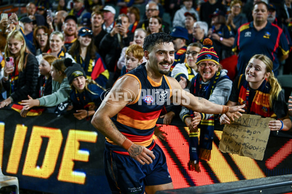 AFL 2025 Round 06 - Adelaide v GWS - A-58791657