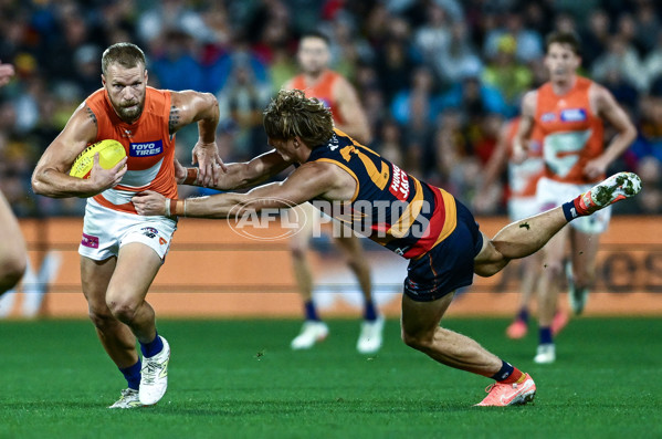 AFL 2025 Round 06 - Adelaide v GWS - A-58791671