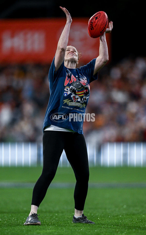 AFL 2025 Round 06 - Adelaide v GWS - A-58794256