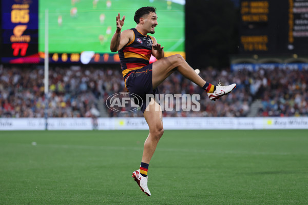 AFL 2025 Round 06 - Adelaide v GWS - A-58794452
