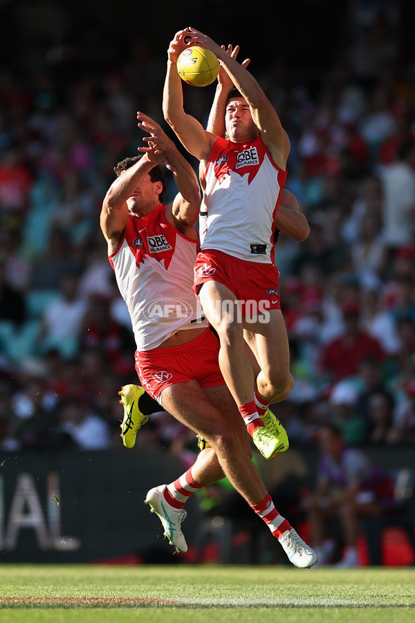 AFL 2025 Round 06 - Sydney v Port Adelaide - A-58814232