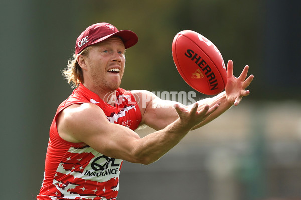 AFL 2025 Training - Sydney 230425 - A-58884379