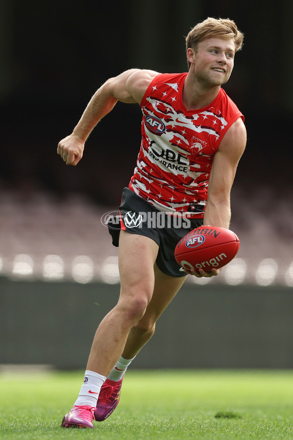 AFL 2025 Training - Sydney 230425 - A-58884380