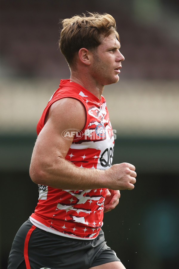 AFL 2025 Training - Sydney 230425 - A-58922474
