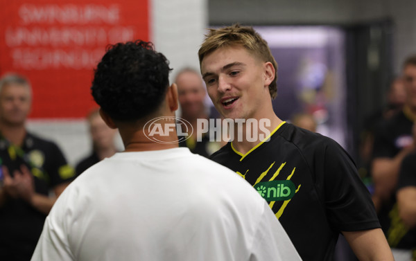 AFL 2025 Round 07 - Melbourne v Richmond - A-58925038