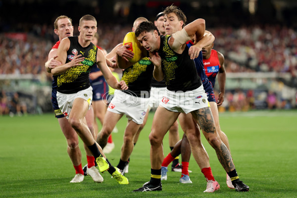 AFL 2025 Round 07 - Melbourne v Richmond - A-58925099