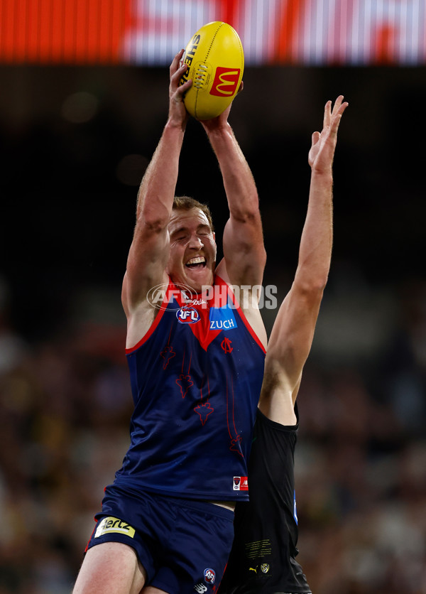 AFL 2025 Round 07 - Melbourne v Richmond - A-58927102