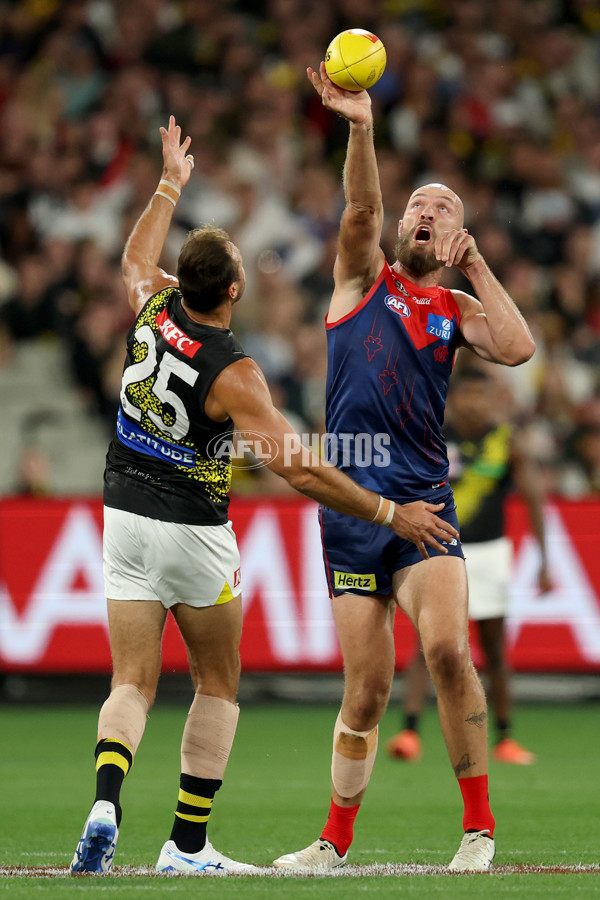 AFL 2025 Round 07 - Melbourne v Richmond - A-58927780