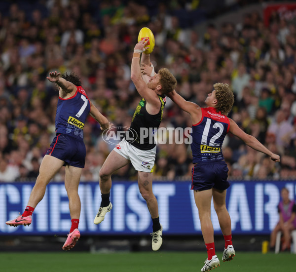 AFL 2025 Round 07 - Melbourne v Richmond - A-58927791