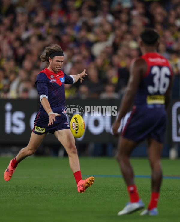 AFL 2025 Round 07 - Melbourne v Richmond - A-58927795