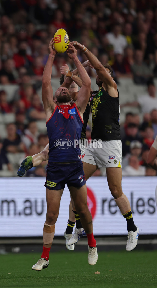 AFL 2025 Round 07 - Melbourne v Richmond - A-58927796