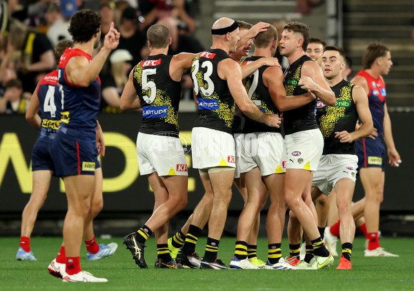 AFL 2025 Round 07 - Melbourne v Richmond - A-58927822