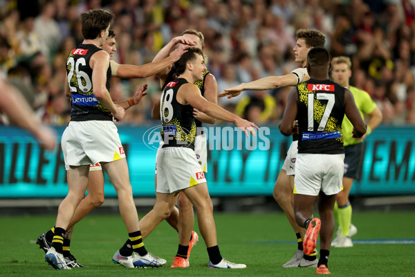 AFL 2025 Round 07 - Melbourne v Richmond - A-58929801