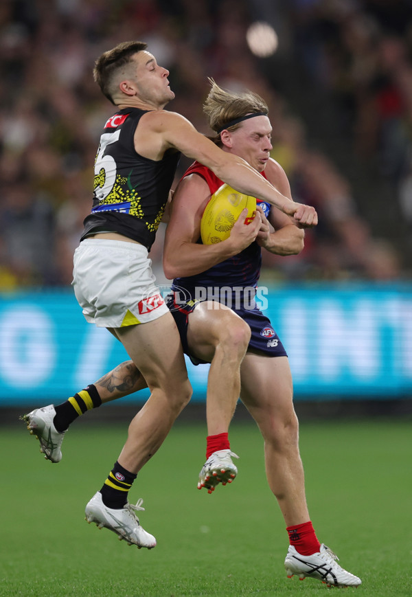 AFL 2025 Round 07 - Melbourne v Richmond - A-58929808