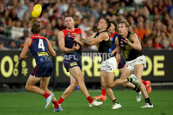 AFL 2025 Round 07 - Melbourne v Richmond - A-58929857