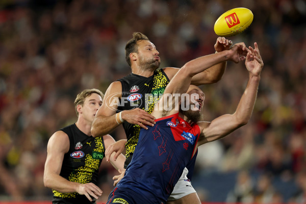 AFL 2025 Round 07 - Melbourne v Richmond - A-58932245