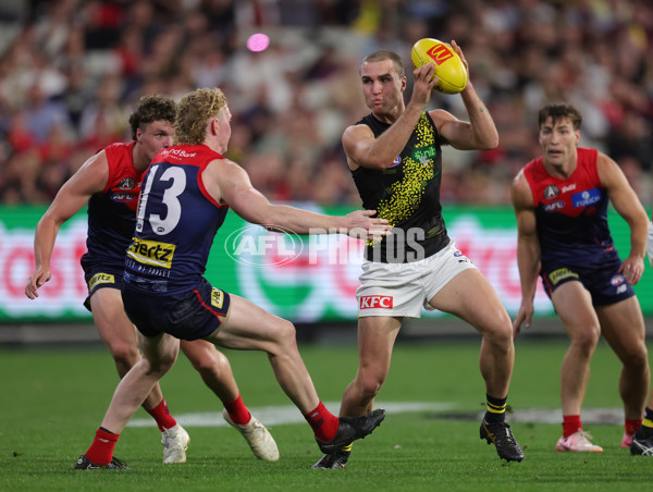 AFL 2025 Round 07 - Melbourne v Richmond - A-58933095