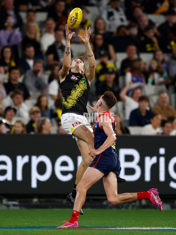 AFL 2025 Round 07 - Melbourne v Richmond - A-58934723