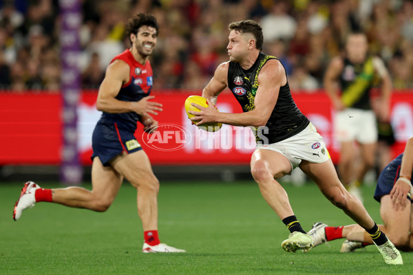 AFL 2025 Round 07 - Melbourne v Richmond - A-58935832