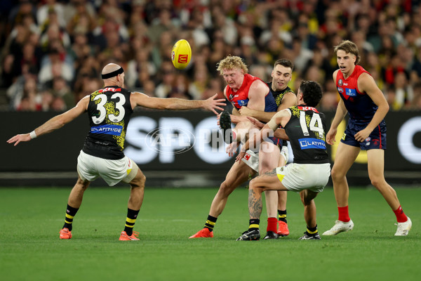 AFL 2025 Round 07 - Melbourne v Richmond - A-58935870