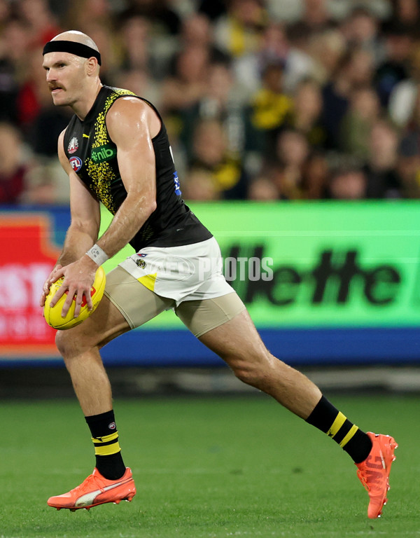 AFL 2025 Round 07 - Melbourne v Richmond - A-58935893