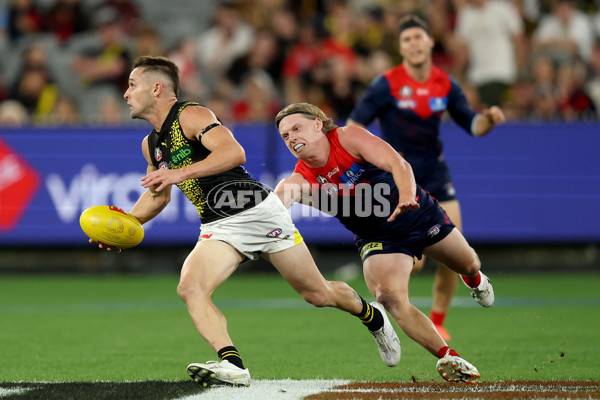 AFL 2025 Round 07 - Melbourne v Richmond - A-58937063