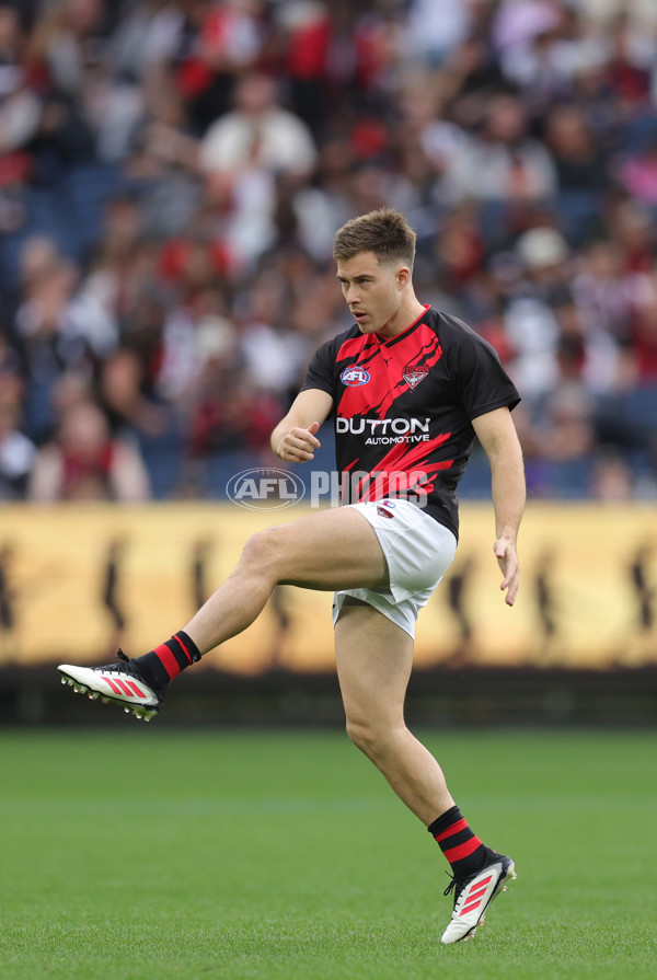 AFL 2025 Round 07 - Collingwood v Essendon - A-58940331