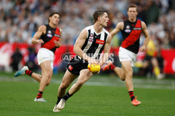 AFL 2025 Round 07 - Collingwood v Essendon - A-58940359