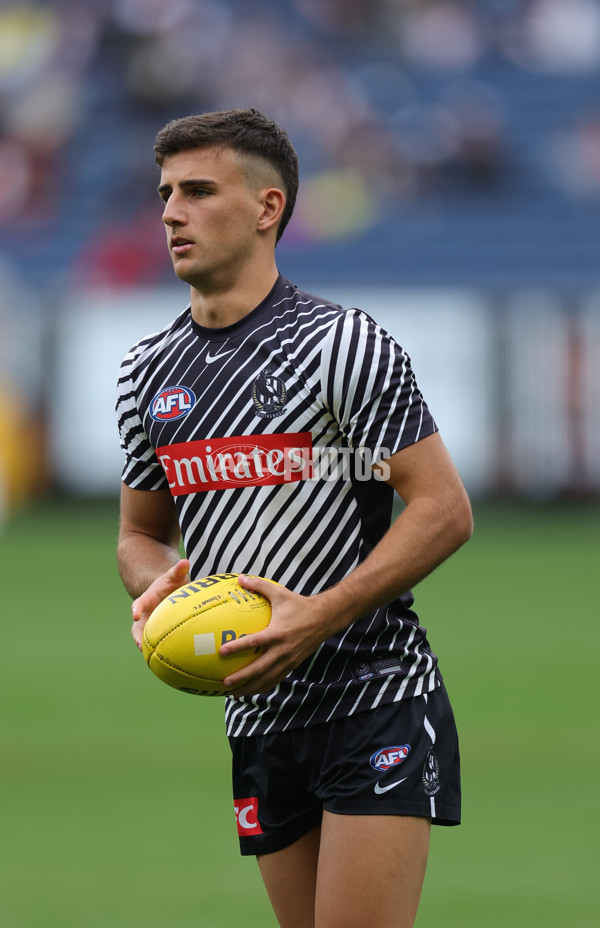 AFL 2025 Round 07 - Collingwood v Essendon - A-58940726