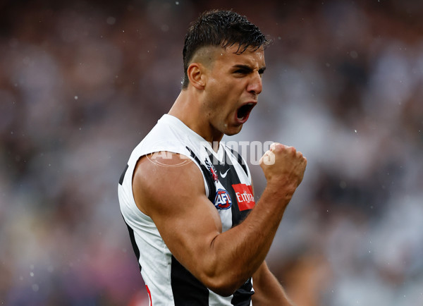 AFL 2025 Round 07 - Collingwood v Essendon - A-58940770