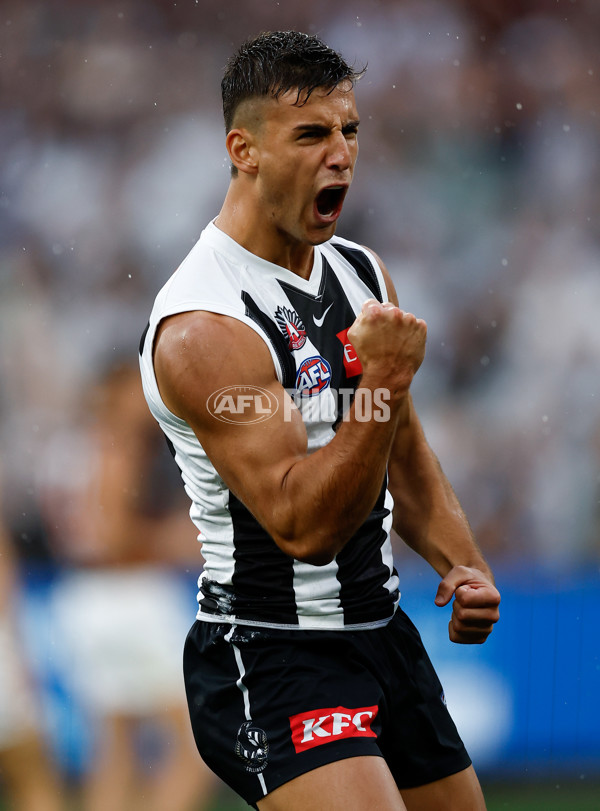 AFL 2025 Round 07 - Collingwood v Essendon - A-58940771