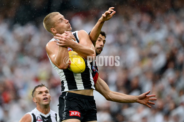 AFL 2025 Round 07 - Collingwood v Essendon - A-58942937