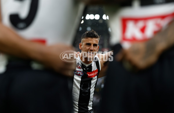 AFL 2025 Round 07 - Collingwood v Essendon - A-58942960