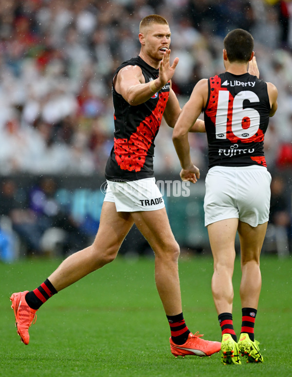 AFL 2025 Round 07 - Collingwood v Essendon - A-58943507