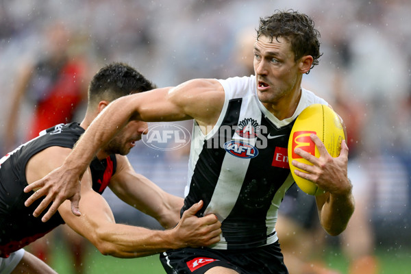 AFL 2025 Round 07 - Collingwood v Essendon - A-58943526