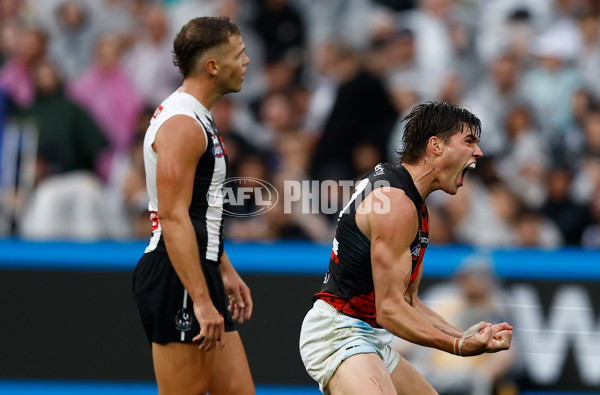 AFL 2025 Round 07 - Collingwood v Essendon - A-58943568