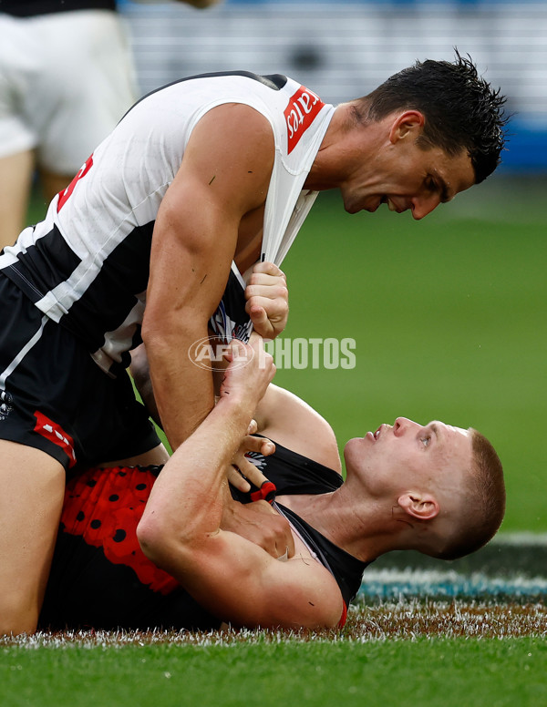 AFL 2025 Round 07 - Collingwood v Essendon - A-58945670