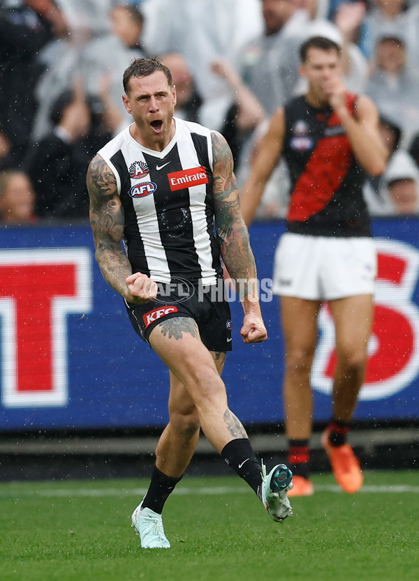 AFL 2025 Round 07 - Collingwood v Essendon - A-58945673