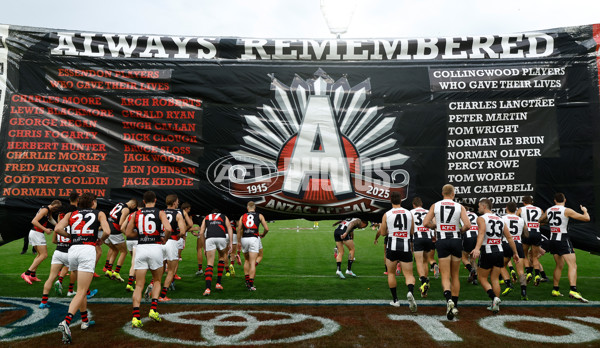 AFL 2025 Round 07 - Collingwood v Essendon - A-58945694