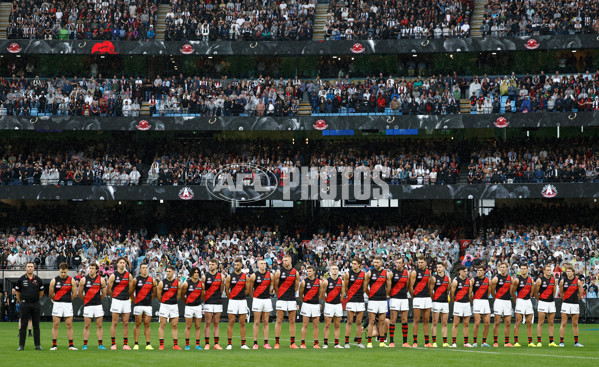 AFL 2025 Round 07 - Collingwood v Essendon - A-58945696